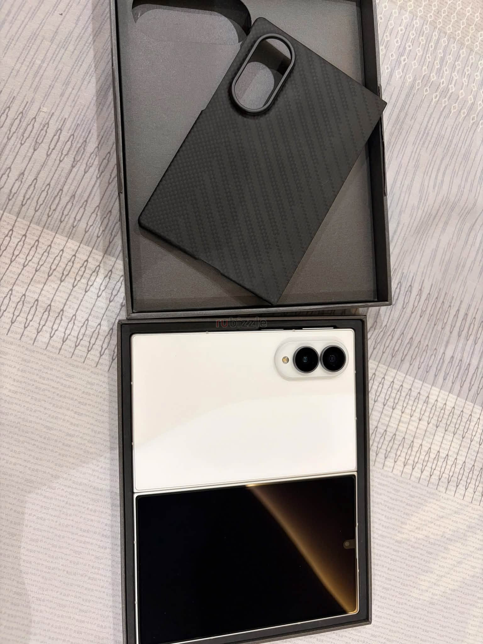 Samsung Galaxy Z Fold 8